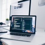 Hosting stron www dla e-commerce: gdzie limit ruchu staje się problemem