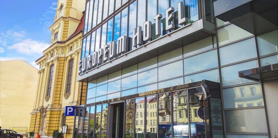 Pobyt służbowy we Wrocławiu – jak zorganizować udaną podróż biznesową?