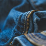 Spodnie męskie plus size – jak dobrać fason do swojej sylwetki?