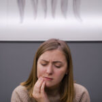 Bruksizm. Co to jest i jak leczyć zgrzytanie zębami?